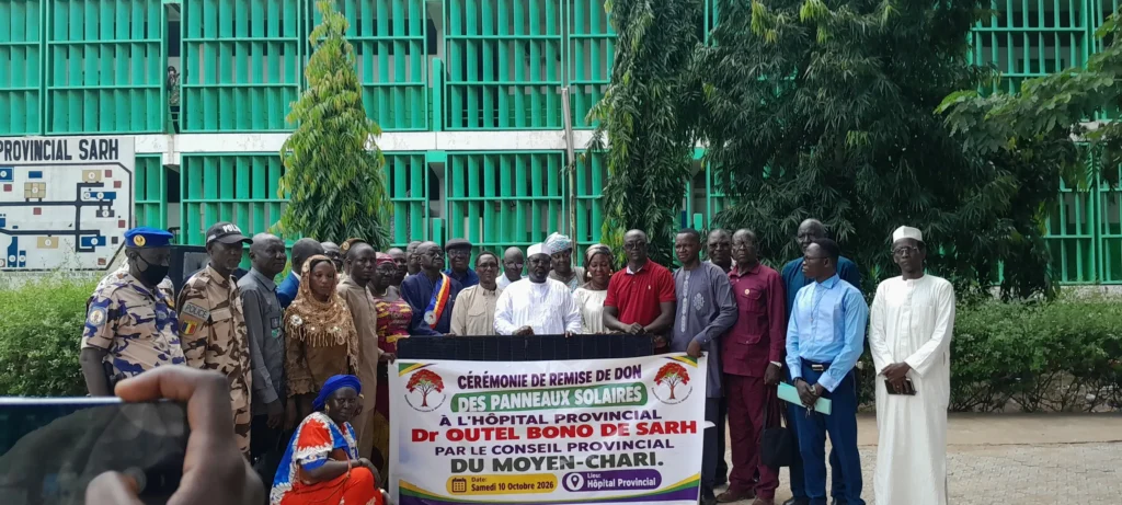 MOYEN-CHARI : LE CONSEIL PROVINCIAL OFFRE DES PANNEAUX SOLAIRES À L’HÔPITAL PROVINCIAL DR OUTEL BONO. img 20261010 105330